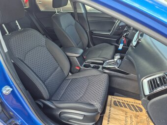 Kia Ceed SW 1.6 CRDi 136k First Edition A/T - 8