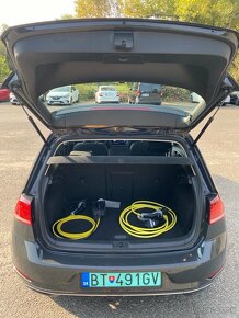 Predám elektrický Golf vo výbornom stave - 11000Eur bez DPH - 8