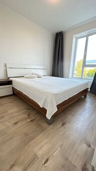 Prenájom 2i bytu na sídlisku West s vlastným parkovaním - 8