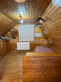 Na predaj Rekreačný dom s rozľahlým pozemkom v Leviciach. - 8