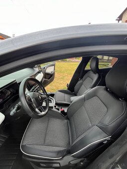 Renault Clio TCe 90 Techno na predaj - 8