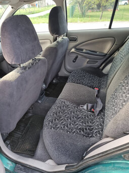 Nissan Almera 1.5 N16 benzín 149000km - 8