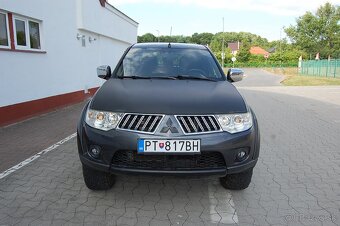 Mitsubishi L 200 - 8