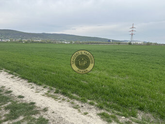 Komerčný pozemok BA-Rača- Sklabinská-pri novej nemocnici - 8