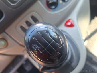 OPEL VIVARO 2.0 DIESEL ROK 2014 - 8