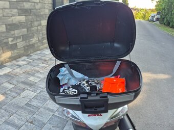 Honda silver wing 400 rok 2011 - 8