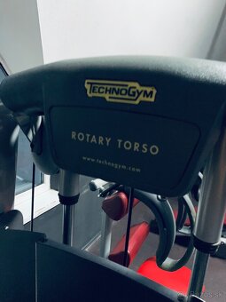 Predám profesionálne fitness stroje TECHNOGYM - 8