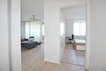 NA PRENÁJOM | 2 izbový byt s parkovaním, KARPATSKÁ RESIDENCE - 8