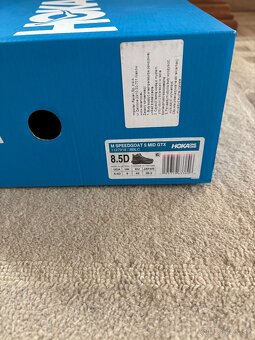 Hoka speedgoat GTX 42 - 8