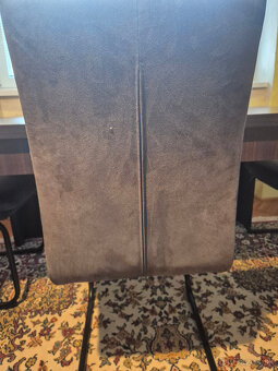 Predám jedálenský stôl a stoličky - 8