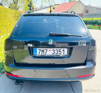 Škoda Octavia II 2,0 TDI RS 125 KW KOMBI,NAVI,XENON - 8