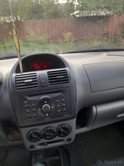 Predám Suzuki Ignis 1.3 benzin - 8