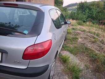 Peugeot 206 - 8