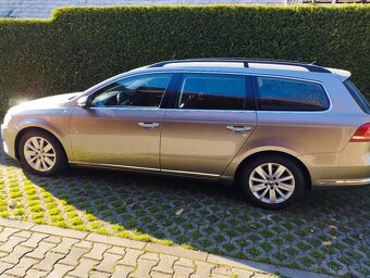 Volkswagen Passat - 8