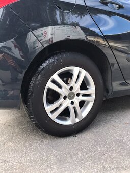 Peugeot 308, 1.4 16V 72kW, r.2010, 162 000km, STK+EK 10/2026 - 8