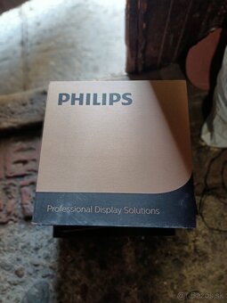 Monitor Philips - 8