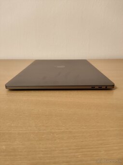 MacBook Pro 15 2017 | Core i7 • 16GB • 512GB SSD - 8