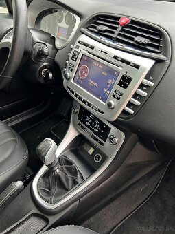 Lancia Delta - 8