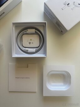Apple AirPods 2 Pro USB-C - 8
