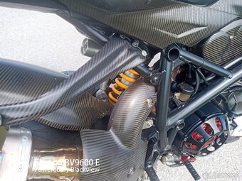 Ducati Streetfighter 1098 - 8