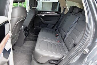 Volkswagen Touareg 3.0 V6 TDI DSG 4X4 ELEGANCE SR 2021 DPH - 8