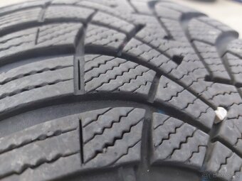 205/60R16 GOODYEAR zimne pneumatiky - 8