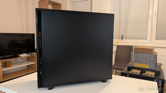 Predám Fractal Design Define 7 XL Solid - záruka 17 mes. - 8