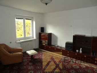 RK EXPRES - predaj 4 izbový byt v Handlovej, 90 m2, ul.29.au - 8