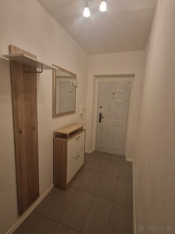 Prenájom 1-izb.byt s balk. - 8