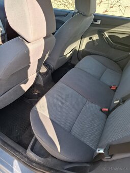 Ford Focus 1.8 TDCi, rok 2007 - 8