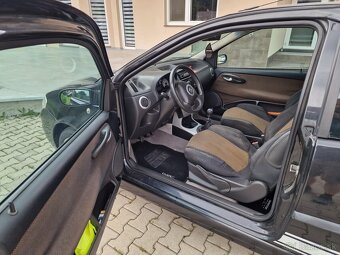 Fiat Punto 1,4 - 8