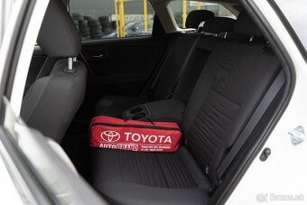 Toyota Auris 1.8 I VVT-i HybridSD Selection - 8