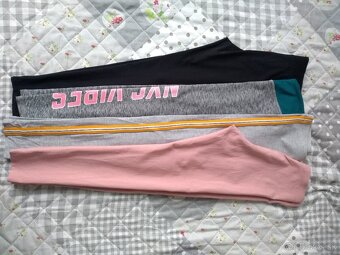 Komplet oblečenia 128/134 - 8