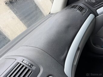 Škoda Octavia Combi 2.0 TDI FL - 8