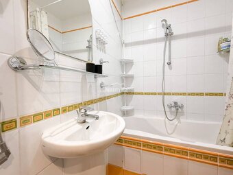 Exkluzívne na predaj 2-izbový tehlový byt s vlastnou garážou - 8