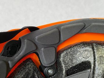 Nová prilba Black Diamond Half Dome – veľkosť S/M - 8