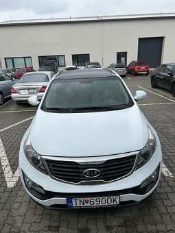 Automobil KIA Sportage 2.0 CRDi VGT 4WD EX A/T - 8