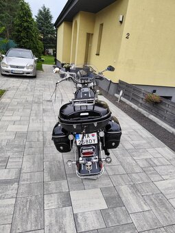 Suzuki Intruder VL 1500LC - 8
