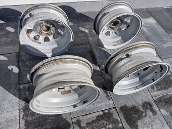 Felicia mystery 4x100 r13 - 8