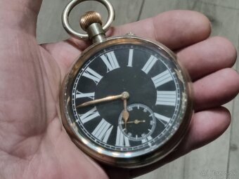 Obrovské vreckové 8 dňové hodinky. - 8