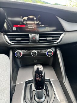 Alfa Romeo Giulia 2.2 JTD 132 kW - 8
