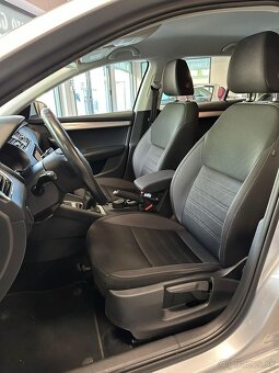 ŠKODA OCTAVIA COMBI 1.6 TDI - 8