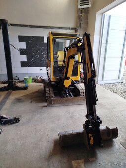 Minibager IHI 17 - 8