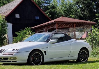 Alfa romeo Spider 916 1.8 TS - 8