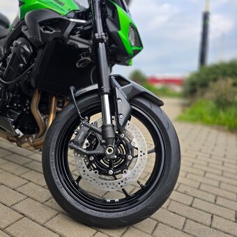Kawasaki Z900 2026 zelená - 8
