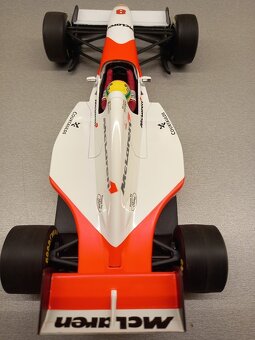 F1 MCLAREN FORD MP4/8 1993 AYRTON SENNA MINICHAMPS 1:18 - 8