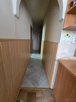 Ponúkam na prenájom 3 izbový byt s balkónom v Poprade časť M - 8