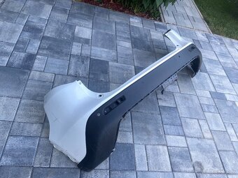 Suzuki Vitara 2019- - 8