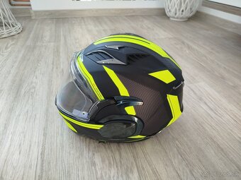 Prilba na motorku - 8