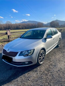 Škoda Superb 2015 - 8